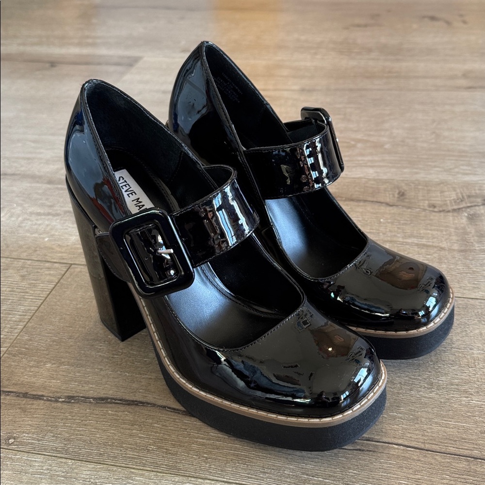 Steve Madden Tarrah Black Patent Mary Jane High Heeled Shoe Size 8.5